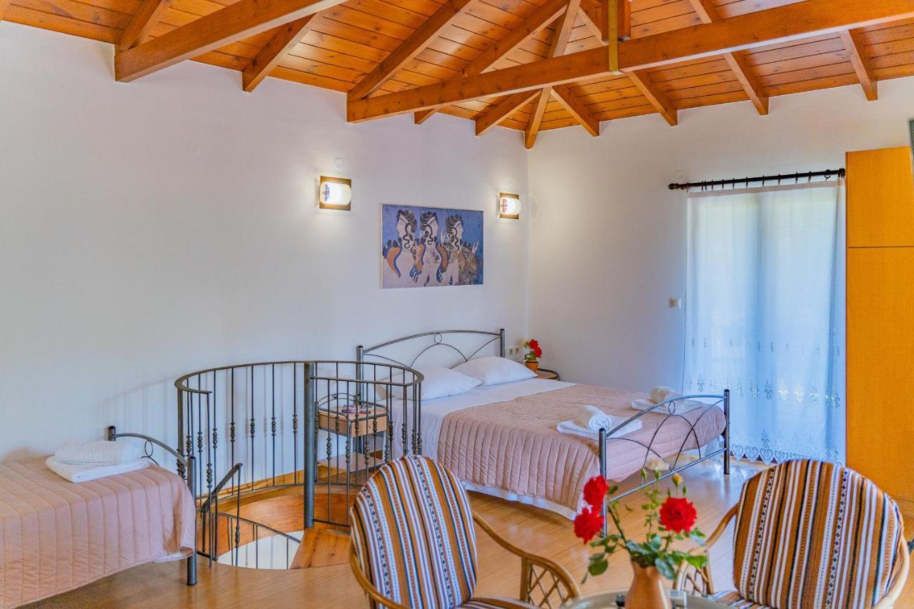 Villa Areti - Traditional Cozy Villa Embrosneros Εξωτερικό φωτογραφία