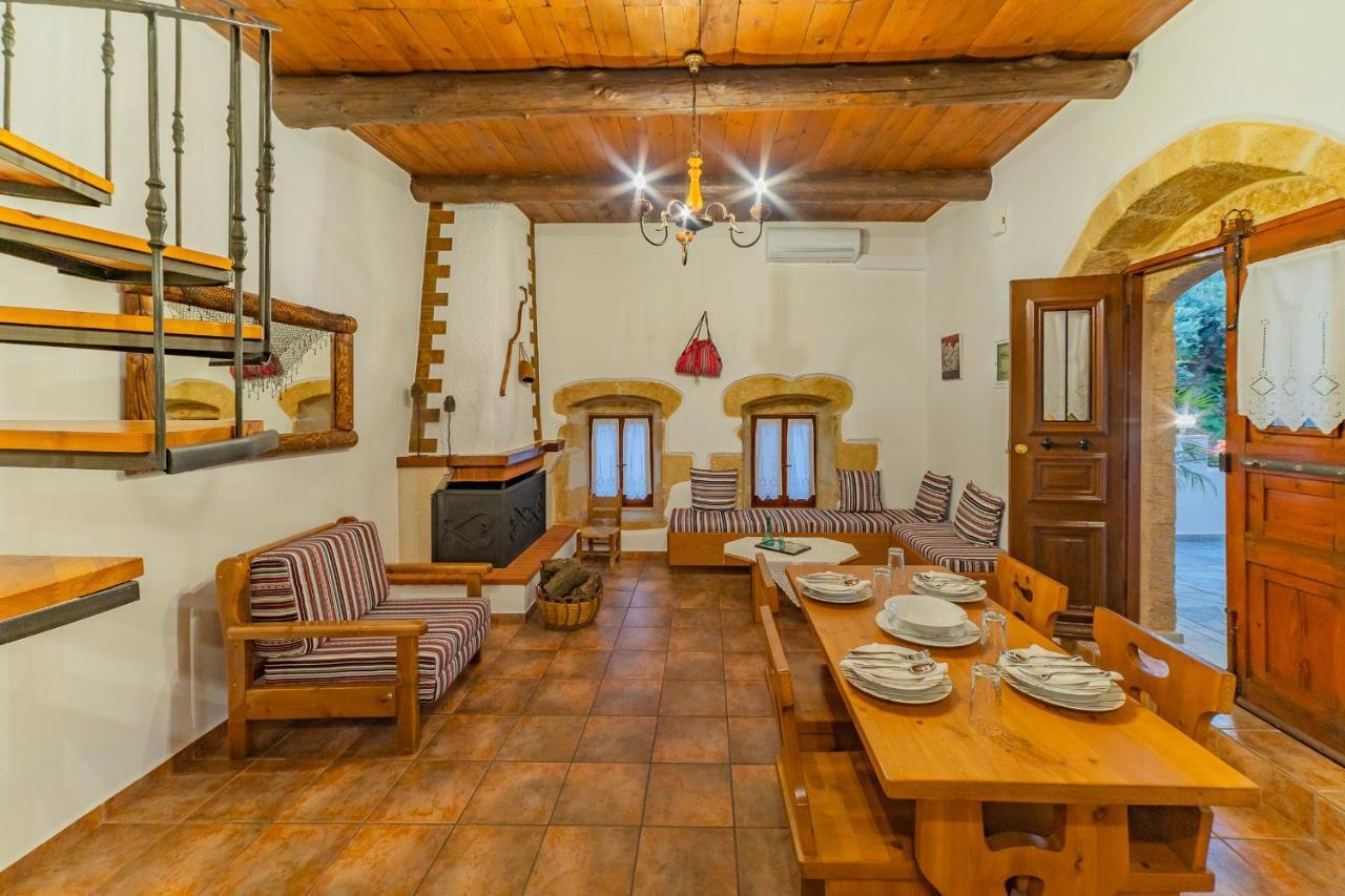 Villa Areti - Traditional Cozy Villa Embrosneros Εξωτερικό φωτογραφία